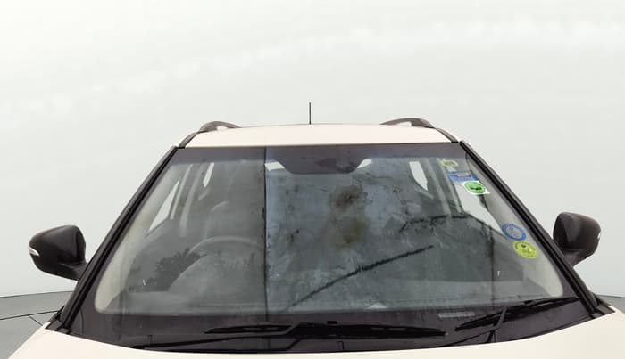 2023 Mahindra XUV300 W8 (O) 1.2 PETROL, Petrol, Manual, 37,292 km, Front Windshield