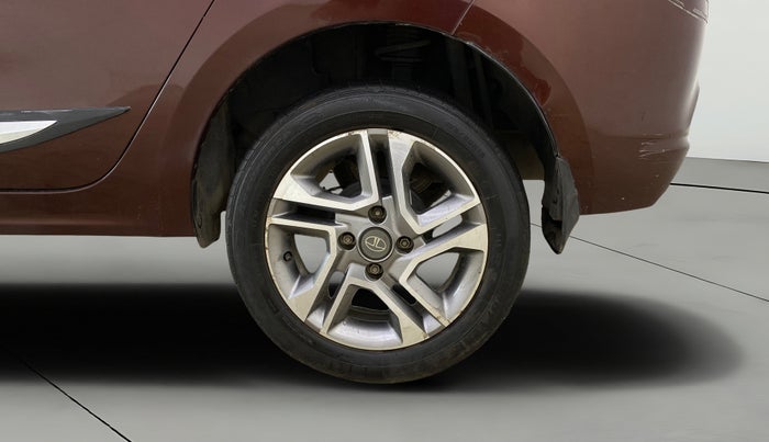 2023 Tata TIGOR XZA PLUS LEATHERETTE, Petrol, Automatic, 15,735 km, Left Rear Wheel