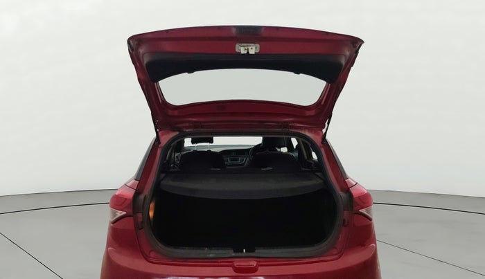 2015 Hyundai Elite i20 SPORTZ 1.2 (O), Petrol, Manual, 76,138 km, Boot Door Open