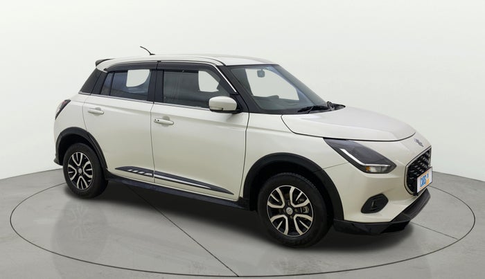 2024 Maruti Swift VXi (O), Petrol, Manual, 7,947 km, Right Front Diagonal