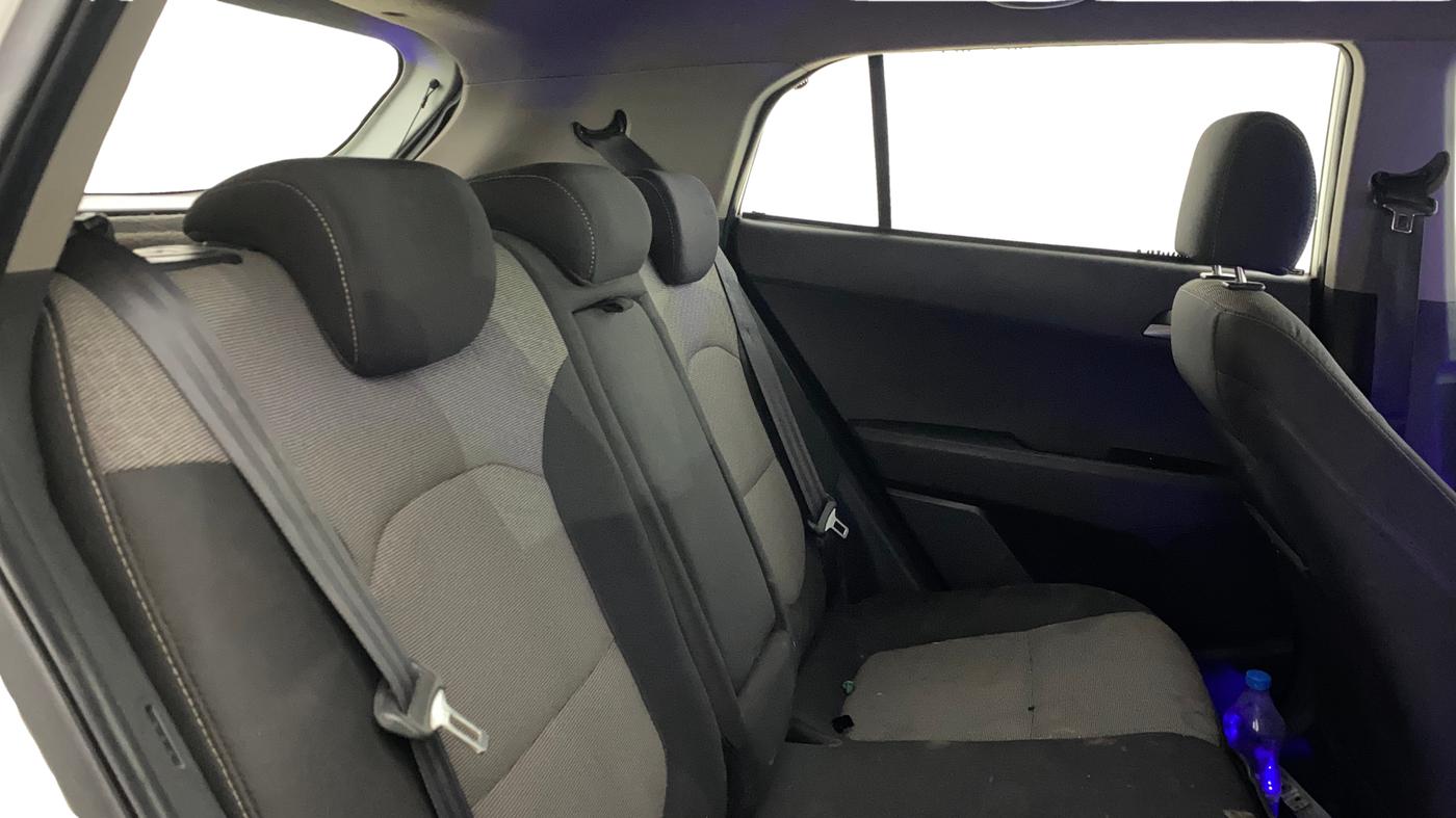 2017 Hyundai Creta SX PLUS AT 1.6 DIESEL, Diesel, Automatic, 1,16,848 km, Right Side Rear Door Cabin