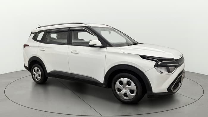 2023 KIA CARENS PRESTIGE 1.5 PETROL 7 STR, Petrol, Manual, 1,13,019 km, Right Front Diagonal