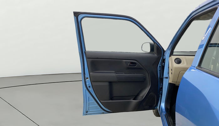 2022 Maruti New Wagon-R LXI CNG 1.0, CNG, Manual, 31,288 km, LHS Front Door