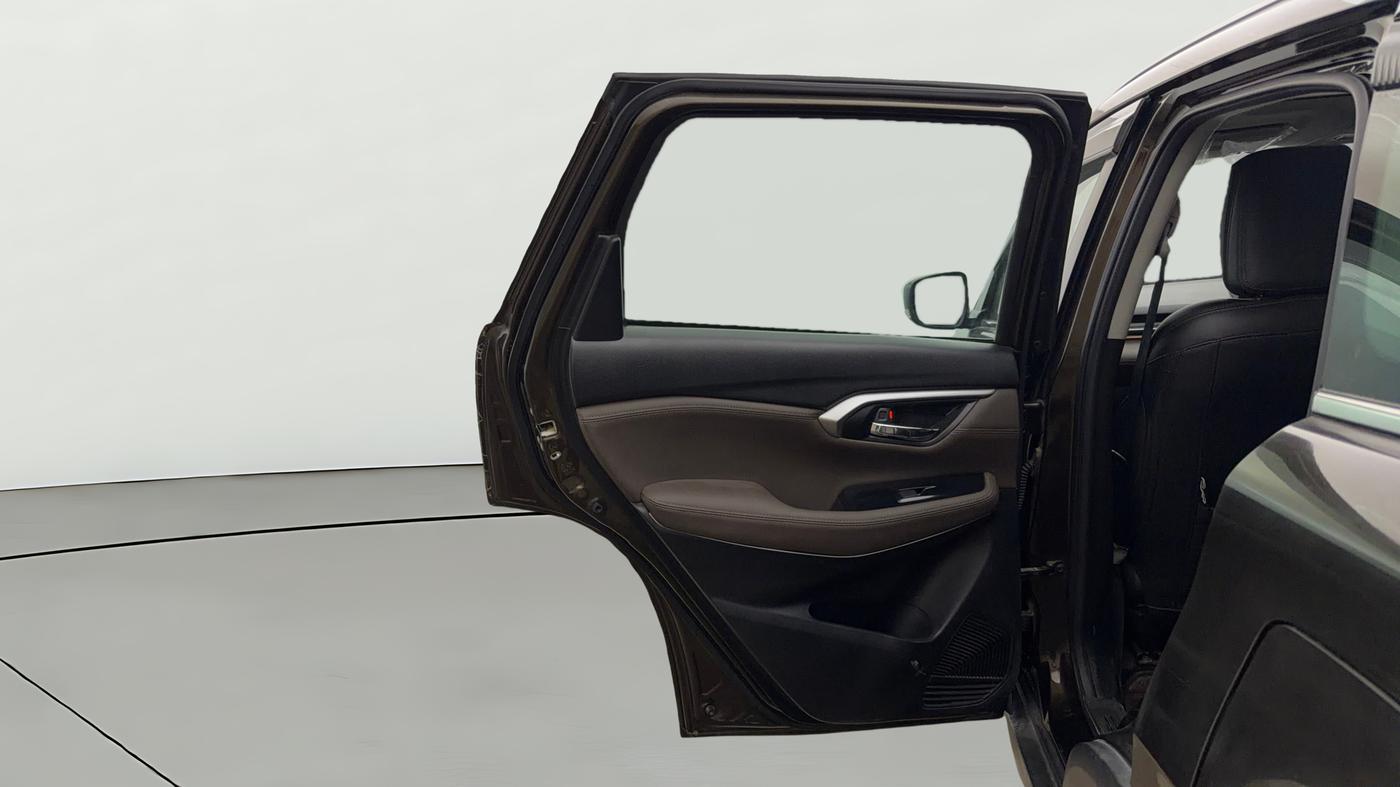 2023 Toyota URBAN CRUISER HYRYDER G HYBRID, Hybrid, Automatic, 26,777 km, LHS Rear Door