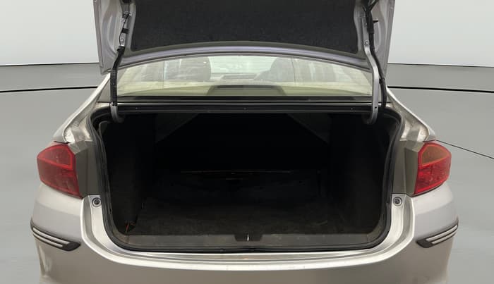 2017 Honda City 1.5L I-VTEC V MT, Petrol, Manual, 1,15,207 km, Boot Open Zoomed View