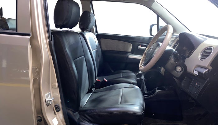 2013 Maruti Wagon R 1.0 VXI, Petrol, Manual, 18,175 km, Right Side Front Door Cabin