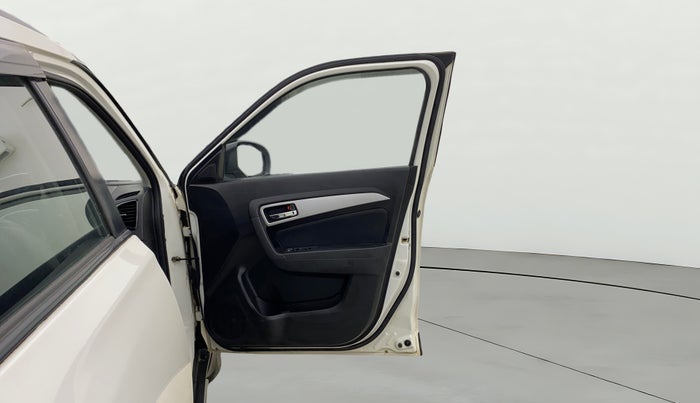 2020 Maruti Vitara Brezza ZXI PLUS, Petrol, Manual, 12,270 km, RHS Front Door