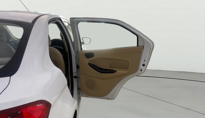 2017 Ford Figo Aspire TITANIUM 1.5 PETROL AT, Petrol, Automatic, 52,401 km, RHS Rear Door