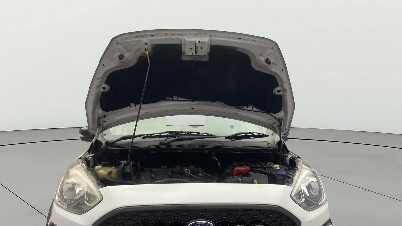 2018 Ford FREESTYLE TITANIUM 1.2 PETROL, Petrol, Manual, 1,43,417 km, Open Bonet