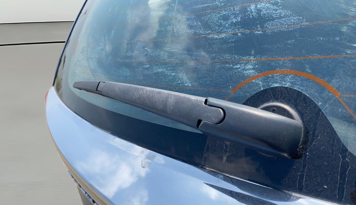 2022 Maruti Baleno ZETA PETROL 1.2, Petrol, Manual, 1,23,532 km, Rear Wiper