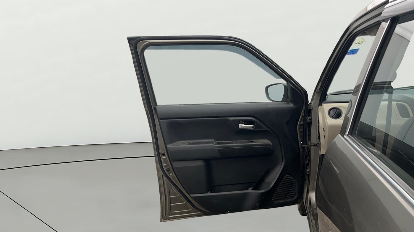 2022 Maruti New Wagon-R VXI CNG 1.0, CNG, Manual, 75,452 km, LHS Front Door