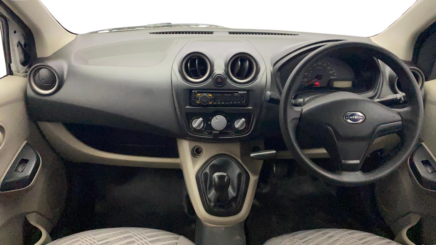 2016 Datsun Go T, Petrol, Manual, 1,25,953 km, Dashboard
