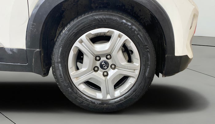 2020 KIA SONET HTK PLUS 1.0 DCT, Petrol, Automatic, 52,242 km, Right Front Wheel