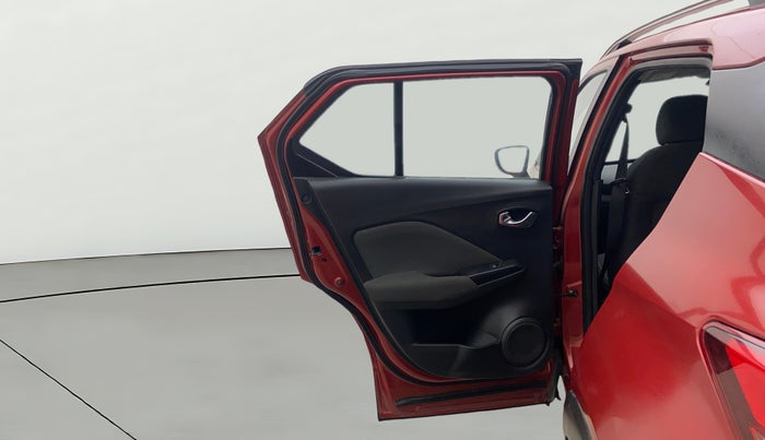 2020 Nissan Kicks XV 1.5, Petrol, Manual, 1,05,805 km, LHS Rear Door