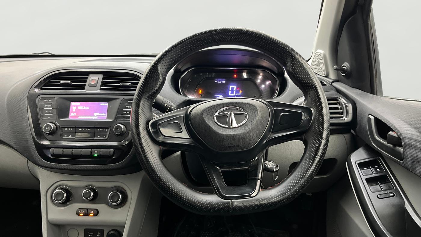 2023 Tata Tiago XM CNG, CNG, Manual, 48,700 km, Steering Wheel Close Up