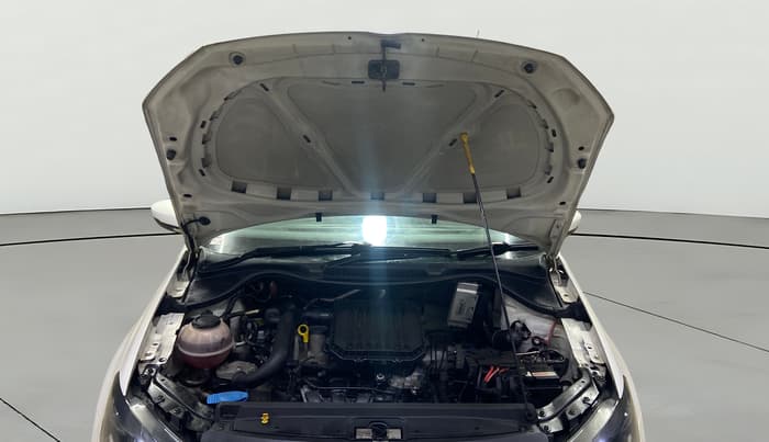 2019 Volkswagen Polo TRENDLINE 1.0L, Petrol, Manual, 59,454 km, Open Bonet
