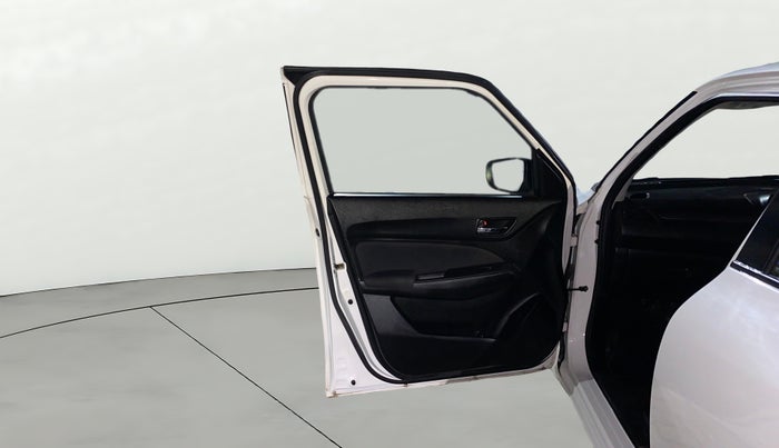 2021 Maruti Swift VXI, CNG, Manual, 32,199 km, LHS Front Door