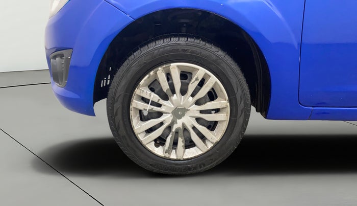 2013 Ford Figo ZXI 1.2 PETROL, Petrol, Manual, 96,606 km, Left Front Wheel