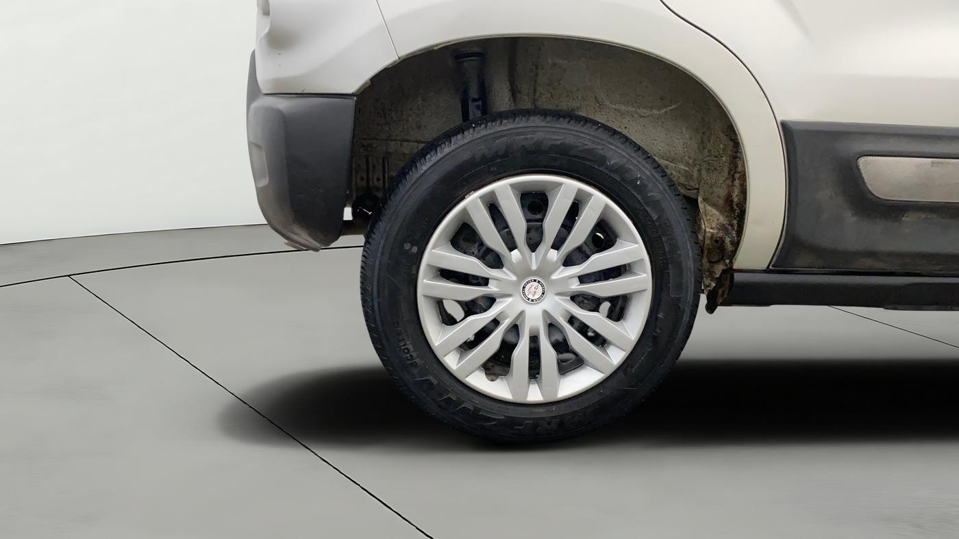 2020 Maruti S PRESSO VXI, Petrol, Manual, 66,610 km, Right Rear Wheel