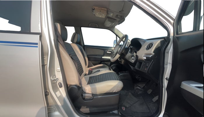 2014 Maruti Wagon R 1.0 LXI, Petrol, Manual, 61,995 km, Right Side Front Door Cabin