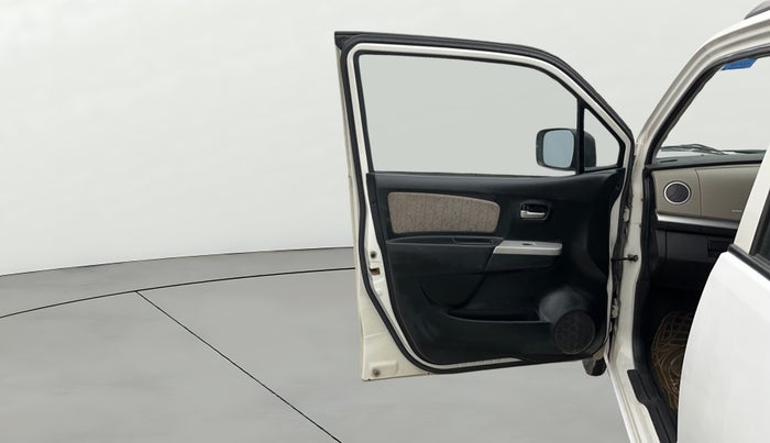 2014 Maruti Wagon R 1.0 VXI, Petrol, Manual, 77,369 km, LHS Front Door