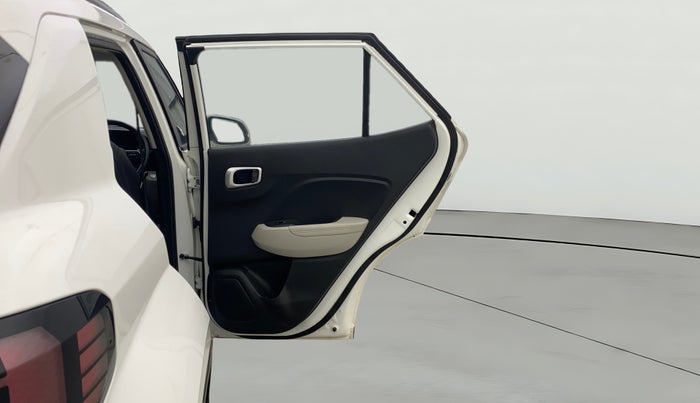 2023 Hyundai VENUE SX (O) 1.0 TURBO DCT, Petrol, Automatic, 10,401 km, RHS Rear Door