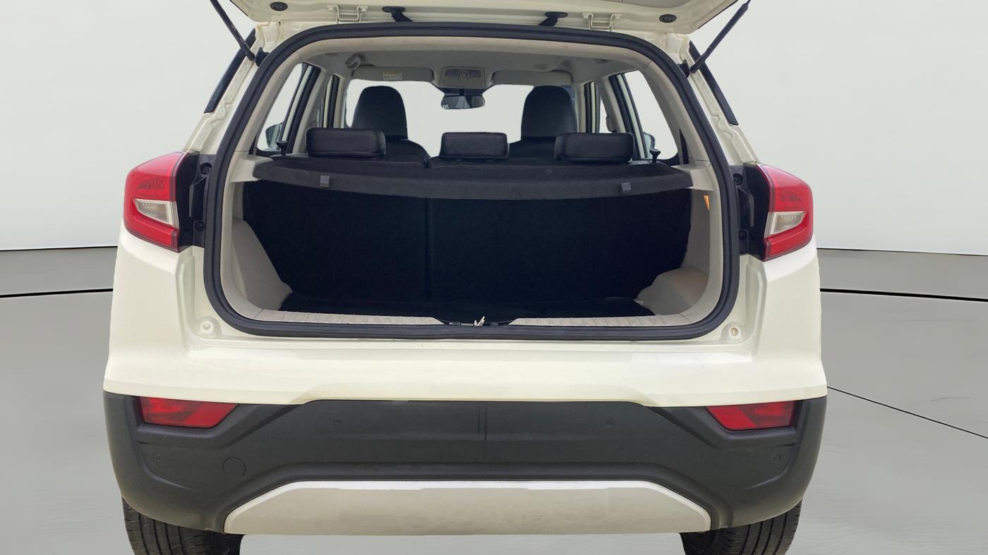 2020 Mahindra XUV300 W8 1.5 DIESEL, Diesel, Manual, 45,333 km, Boot Open Zoomed View