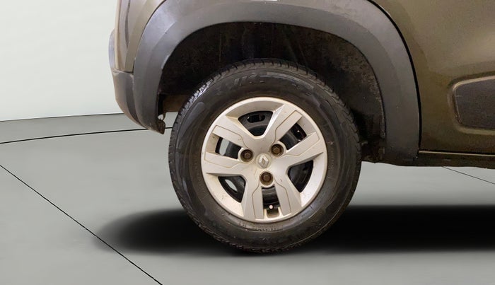 2017 Renault Kwid RXL, Petrol, Manual, 39,435 km, Right Rear Wheel