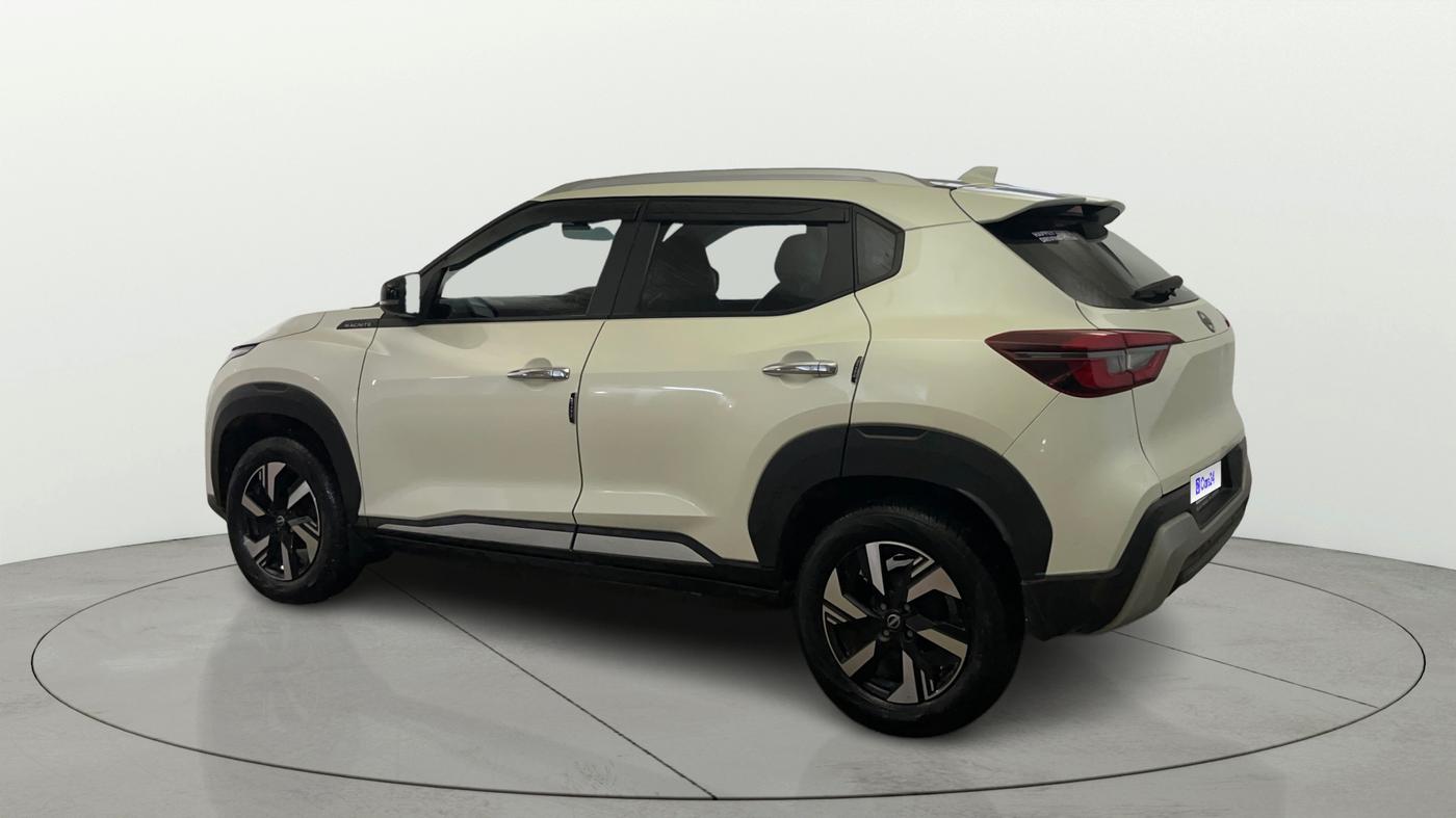 2025 Nissan MAGNITE N-Connecta B4D 1.0 Petrol AMT, Petrol, Automatic, 9,435 km, Left Back Diagonal