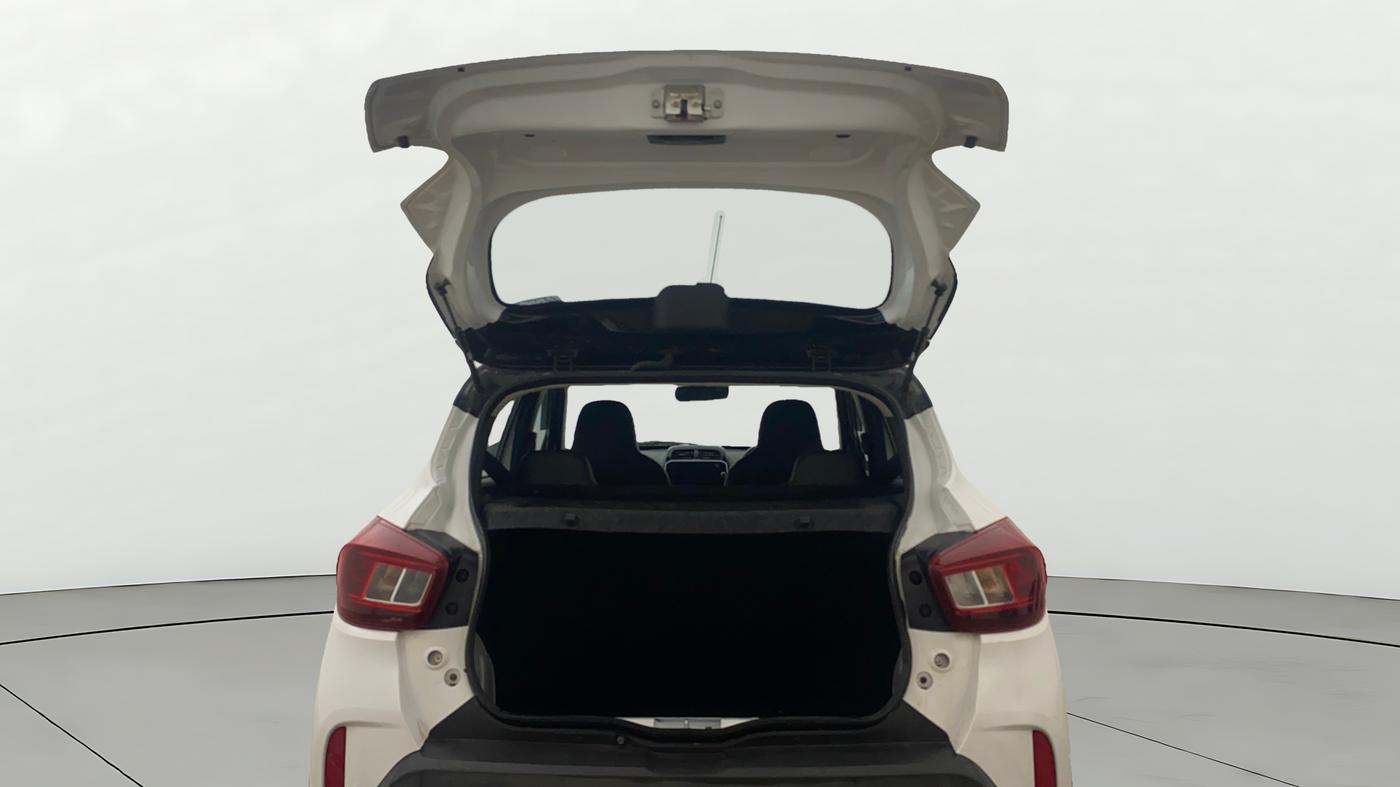 2022 Renault Kwid CLIMBER 1.0 AMT Dual Tone , Petrol, Automatic, 16,685 km, Boot Door Open