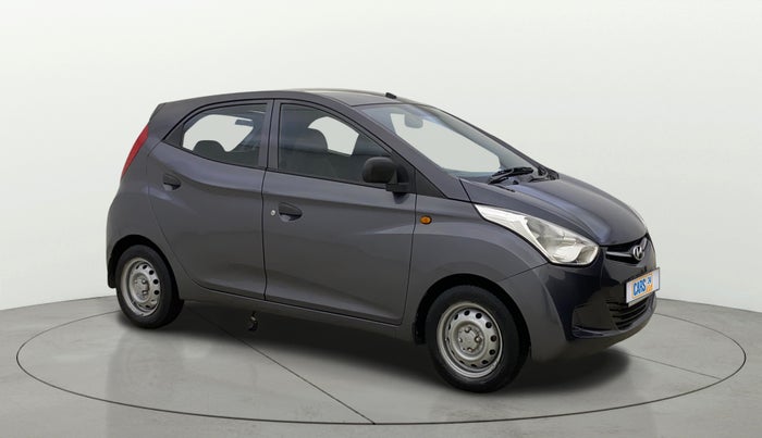 2017 Hyundai Eon ERA +, Petrol, Manual, 30,745 km, Right Front Diagonal
