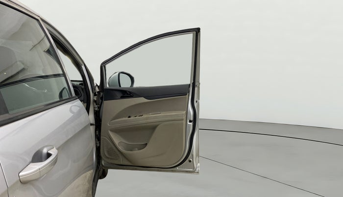 2019 Mahindra MARAZZO M4 8 STR, Diesel, Manual, 77,565 km, RHS Front Door