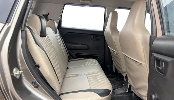 2021 Maruti New Wagon-R LXI CNG 1.0, CNG, Manual, 63,468 km, Right Side Rear Door Cabin