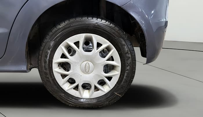 2016 Ford New Figo TREND 1.2 PETROL, Petrol, Manual, 1,22,891 km, Left Rear Wheel