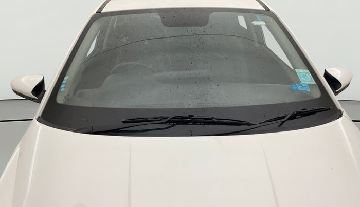 2023 Hyundai NEW I20 ASTA 1.2 MT, Petrol, Manual, 33,670 km, Front Windshield