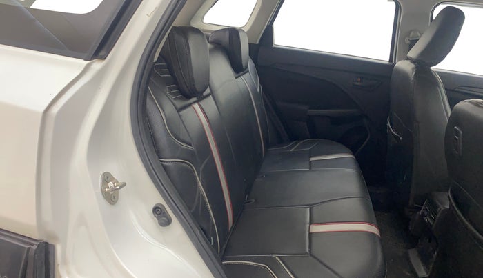 2022 Maruti BREZZA VXI SMART HYBRID, Petrol, Manual, 92,716 km, Right Side Rear Door Cabin