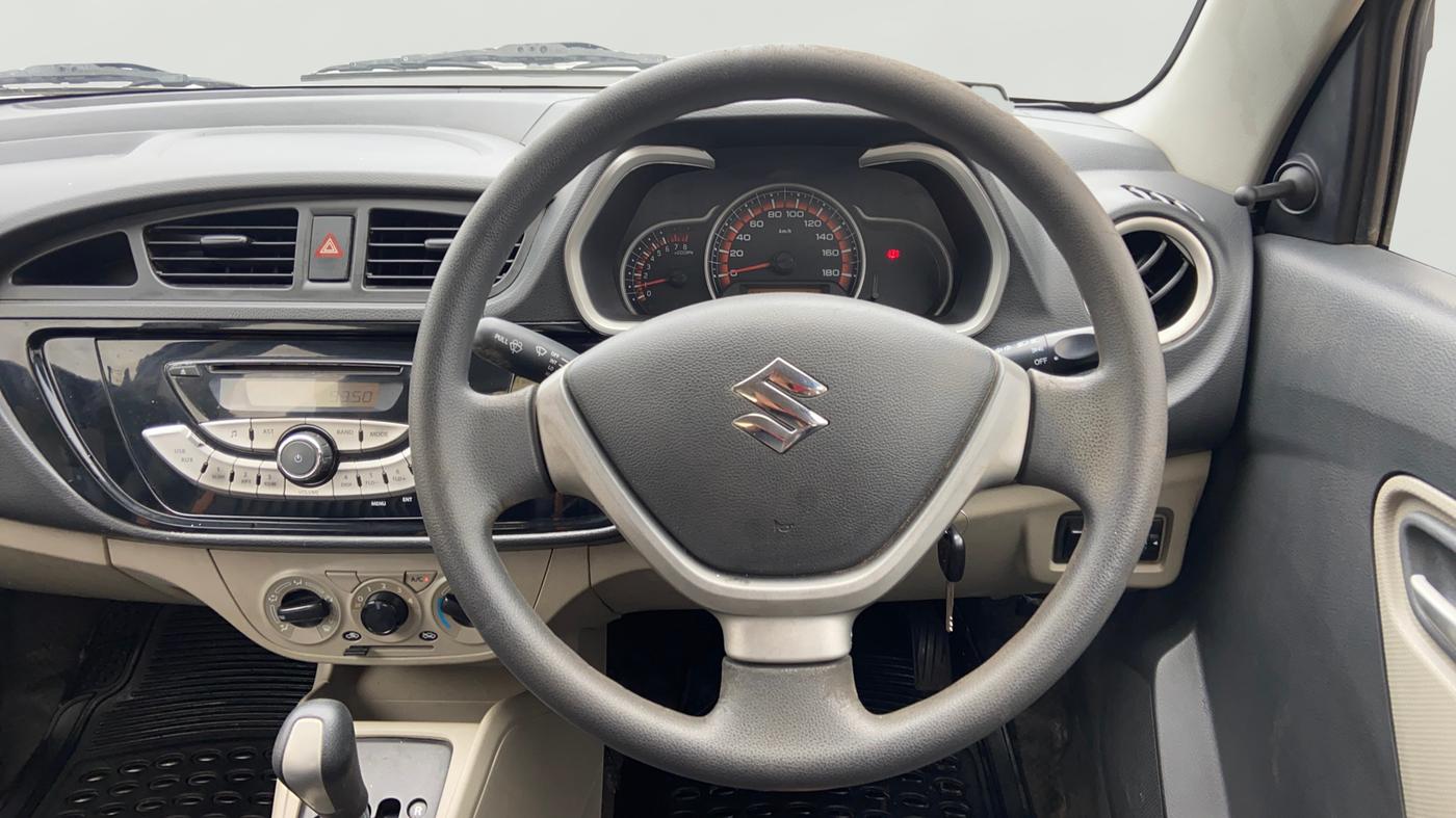 2015 Maruti Alto K10 VXI AMT, Petrol, Automatic, 45,914 km, Steering Wheel Close Up
