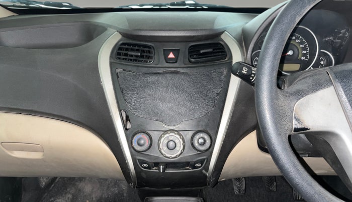 2015 Hyundai Eon SPORTZ, Petrol, Manual, 58,584 km, Air Conditioner