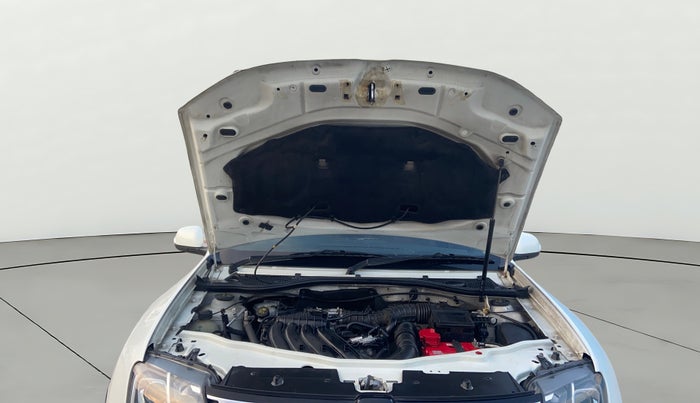 2021 Renault Duster RXZ 1.5 PETROL MT, Petrol, Manual, 1,10,497 km, Open Bonet