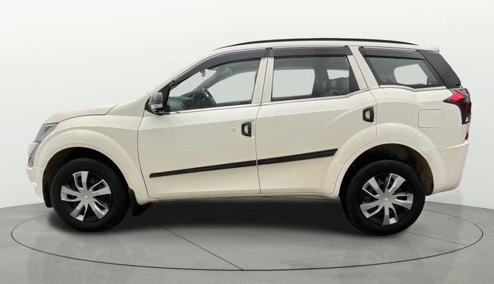 2020 Mahindra XUV500 W5, Diesel, Manual, 56,961 km, Left Side