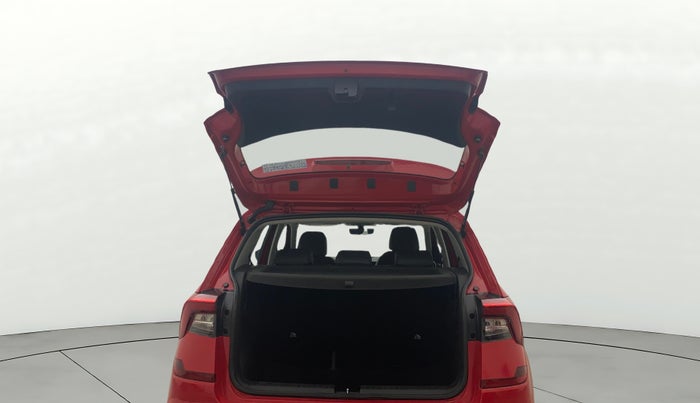 2022 Skoda KUSHAQ STYLE 1.5L TSI DSG, Petrol, Automatic, 17,979 km, Boot Door Open