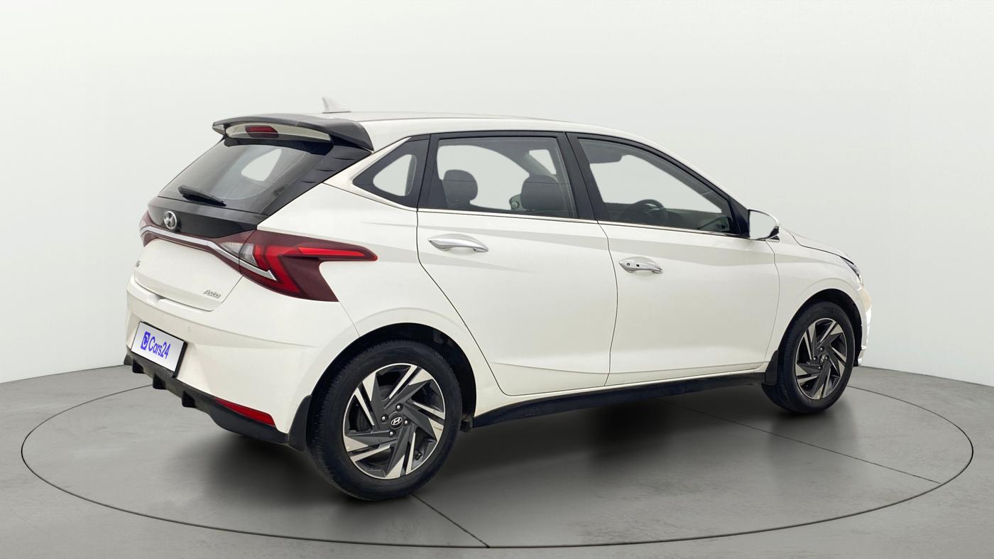 2022 Hyundai NEW I20 ASTA 1.2 MT, Petrol, Manual, 30,351 km, Right Back Diagonal