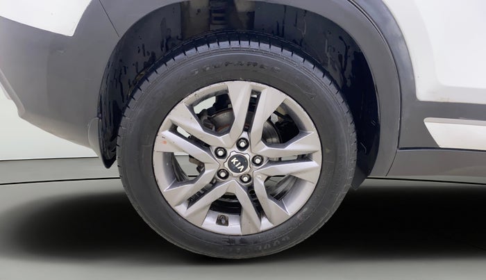 2019 KIA SELTOS HTX 1.5 DIESEL, Diesel, Manual, 1,26,862 km, Right Rear Wheel