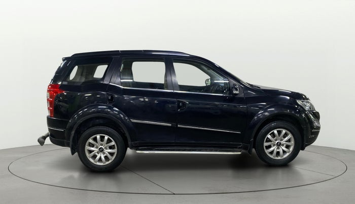 2017 Mahindra XUV500 W9 AT, Diesel, Automatic, 86,529 km, Right Side View