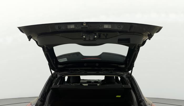2022 Nissan MAGNITE XV TURBO CVT, Petrol, Automatic, 27,393 km, Boot Door Open