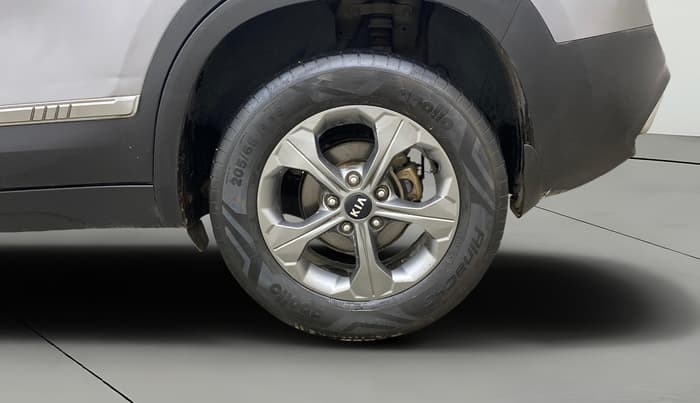 2021 KIA SELTOS HTK PLUS AT 1.5 DIESEL, Diesel, Automatic, 1,07,413 km, Left Rear Wheel