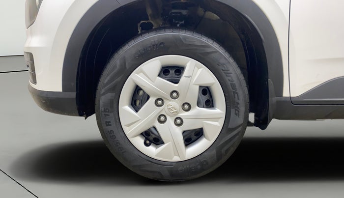 2022 Hyundai VENUE SX 1.2 PETROL, Petrol, Manual, 33,900 km, Left Front Wheel