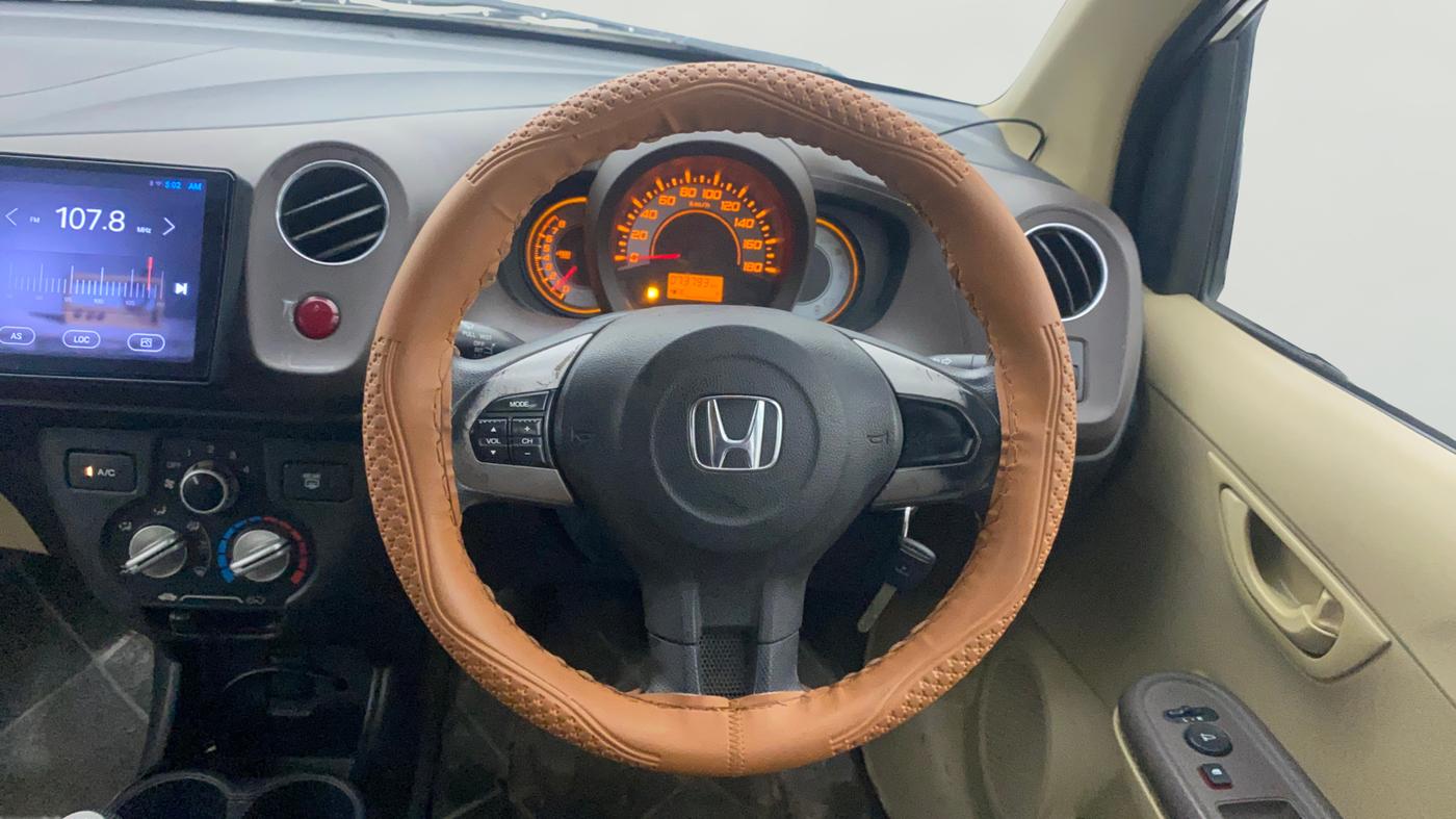 2013 Honda Brio S MT, CNG, Manual, 73,786 km, Steering Wheel Close Up
