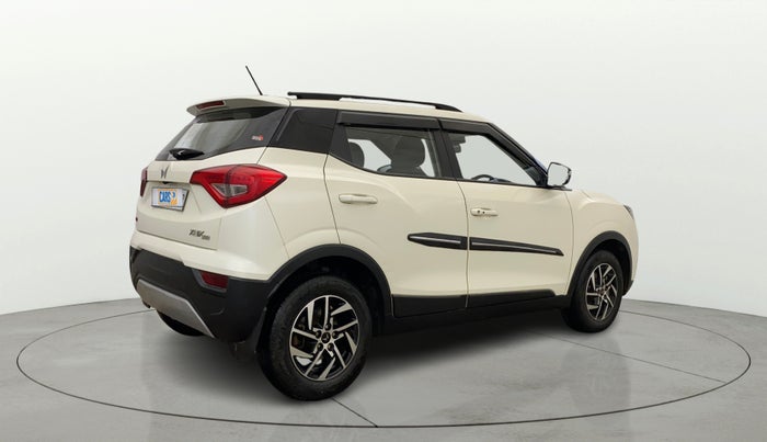 2023 Mahindra XUV300 W8 1.2 PETROL, Petrol, Manual, 28,310 km, Right Back Diagonal