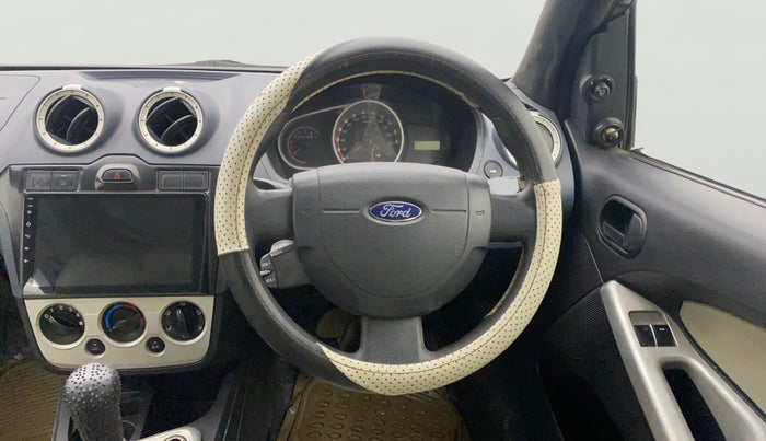 2014 Ford Figo TITANIUM 1.4 DIESEL, Diesel, Manual, 86,337 km, Steering Wheel Close Up